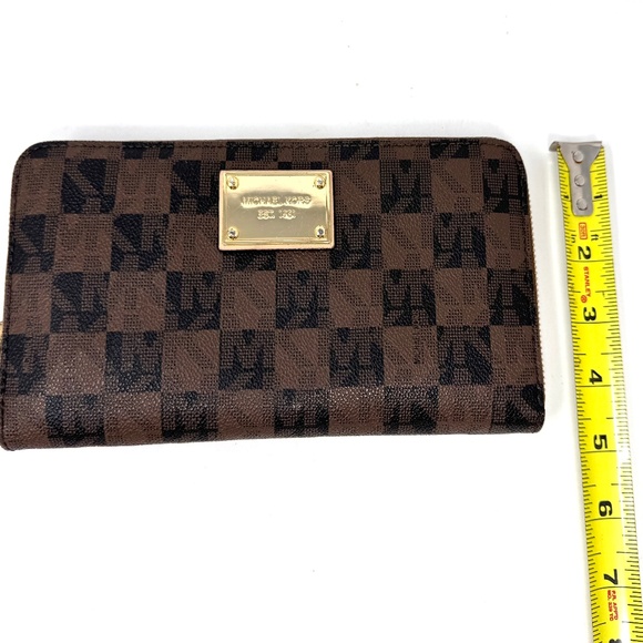 Michael Kors Jet Set Travel Continental Signature Logo Wallet - Picture 4 of 8